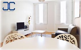 Point Apartment By Jc